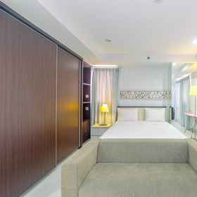 Room 1 Tranquil Studio Azalea Apartment, Hotel Kantor hukum SAFA dan rekan