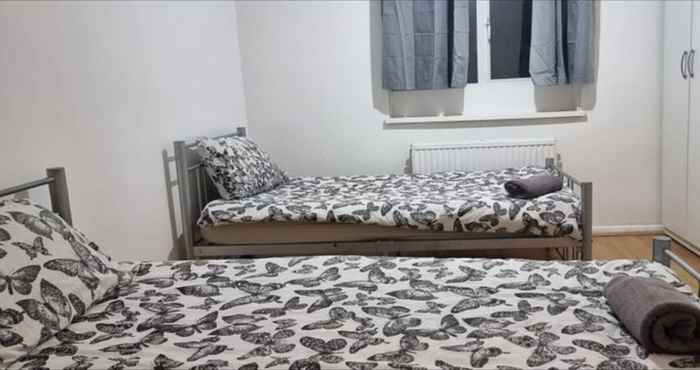 Lainnya Double Bedroom in House Share for Rent