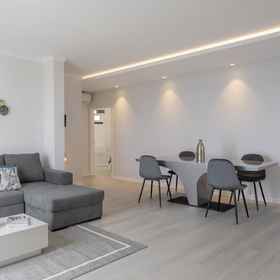 Primary image1Intelsol Calheta公寓,Beachside Square飯店