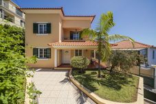 Lainnya House With Garden and Great View, Vila Boa Vista