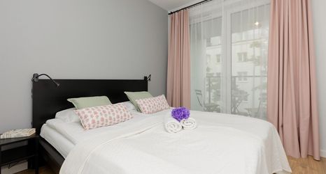 Others 2 Warszawa Stalowa Apartment by Renters