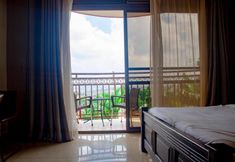 Others 2 Hotel Lemonade