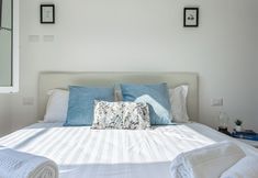 Others 7 JOIVY Sublime Flat W/Balcony