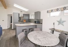 Others 7 1 Southern Place