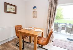 Lain-lain 6 Robin's Nest