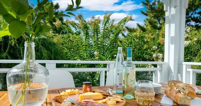 Lainnya Hemlock by Avantstay Minutes From Folly Beach w/ Multiple Patios