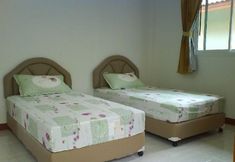 Others 6 Lovely House With Access to Large Swimming Pool and Near Chalong Pier Num001