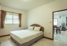 Khác 6 Lovely House With Access to Large Swimming Pool and Near Chalong Pier