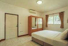 Khác 3 Lovely House With Access to Large Swimming Pool and Near Chalong Pier