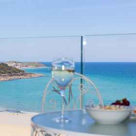 Primary image 1 Surf and Sand, Hotel Deviock