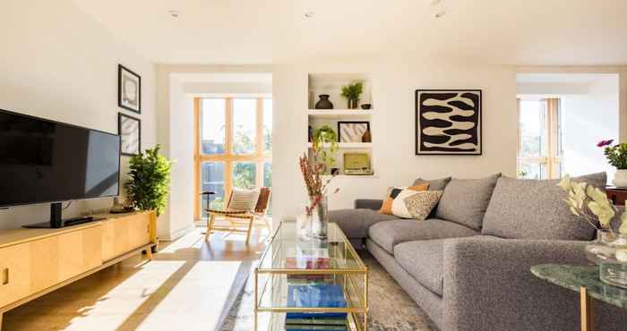 Lainnya The London Loft - Glamorous 2bdr Flat With Parking