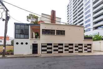 Others 4 Mid-century 1 Bedroom Apartment on Albert Park With Parking