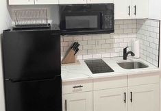 Others 7 Residency NYC