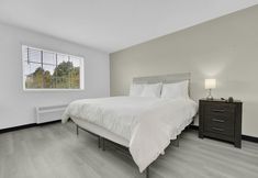 Others 5 Holmes Suites Inn Columbus Pataskala - I-70 East
