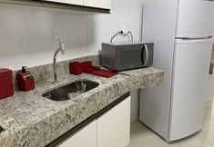 기타 5 Bela Hospedagem - Vista piscina e mar