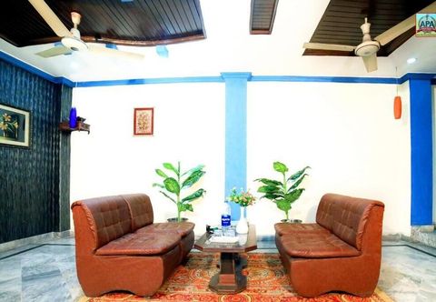 อื่นๆ Hotel Royal Inn