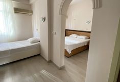 其他 7 Gunes Hotel