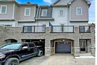 อื่นๆ Elegant 3-bedroom House - Bowmanville