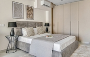 อื่นๆ 6 Sanders Crystal - Darling 2-bdr Apt w Balcony