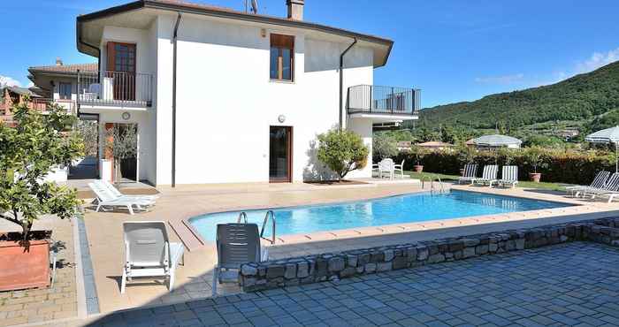 Lainnya C Le Terrazze - 10 Sleeps With Shared Pool in Garda