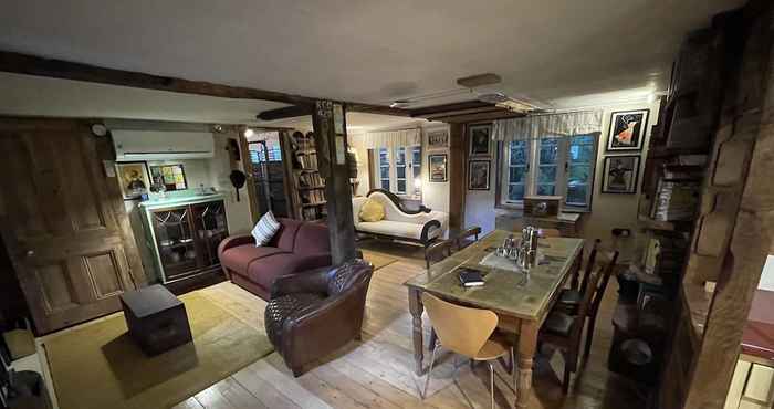 Others Remarkable 1-bed Boultons Barn in Bovey Tracey