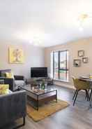 Primary image Elliot Oliver - Luxurious 2 Bedroom Apartment With Parking
