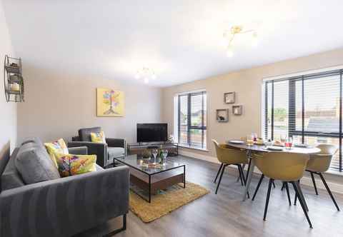 Khác Elliot Oliver - Luxurious 2 Bedroom Apartment With Parking