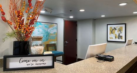 Others 2 The Addison Hotel, SureStay Collection by Best Western