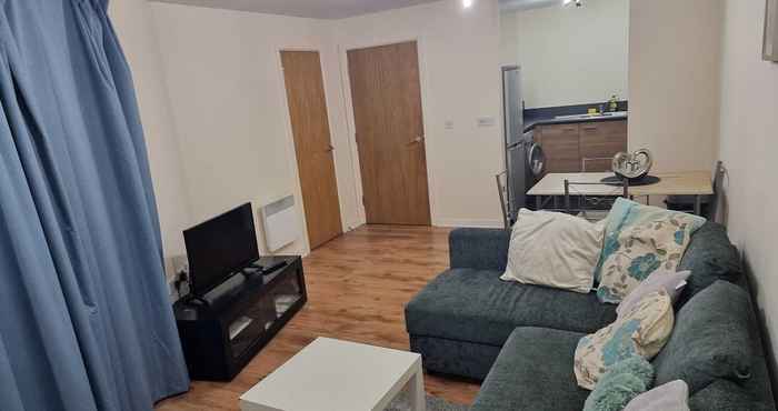 Others Central 2-bedroom Apartment, Chelmsford, Parking