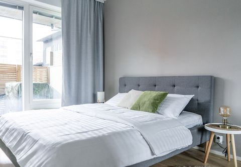 Others Spacious 1br with parking on the street