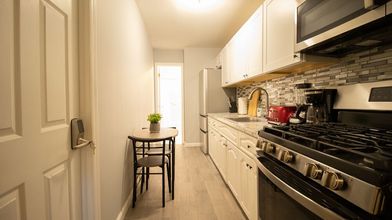 Others 4 Deluxe single bed 1st FL in Elmhurst NY