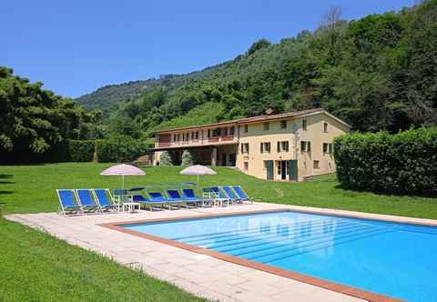 Others Villa Anna Montebello With Pool Camaiore