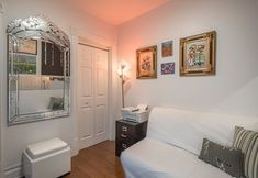 Others 7 Beautiful 2 BR in the Heart of Downtown