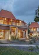 Foto utama Diamond Beach Villas