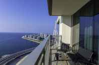 Others High-class Apt in Dubai Marina w Full Sea Views