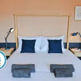 Room 1 Margarita s Day in Lisbon - by Misha s Place 2C, University of Lisbon Hotels