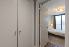 其他 5 Attractive Apartment With Private Patio in Fashionable Fulham by Underthedoormat