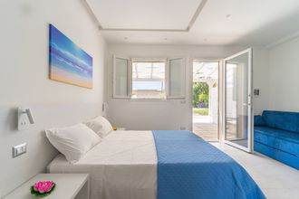 기타 4 2945 Residence Jolly Mare - Mono by Barbarhouse