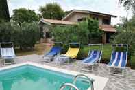 Others Villa Il Casolare Country House With Pool on Sperlongas Hill