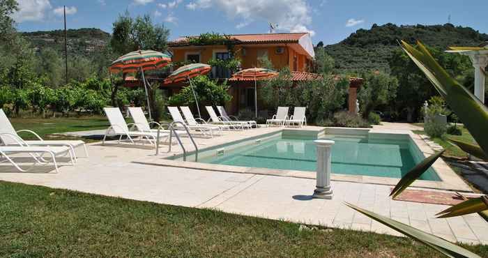 Others Meridiana Holiday House With Swimming Pool