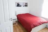 Lainnya Super Modern 2BD City Center Apartment Belfast