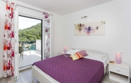 Lain-lain 4 Apartments Posta