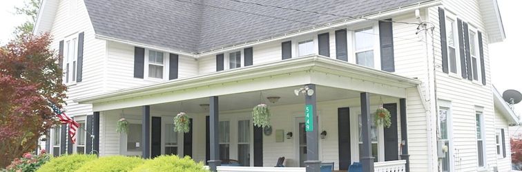 其他 5449 Emerald 5 Bedroom Home by RedAwning