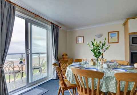 Khác Flat 28 Clifton Court Croyde