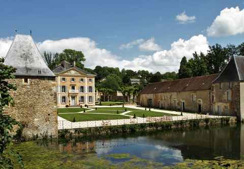 Khác Château de la Pommeraye