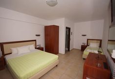 Lain-lain 6 Berdoussis Hotel