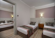 其他 6 Side Crown Serenity Ultra All Inclusive