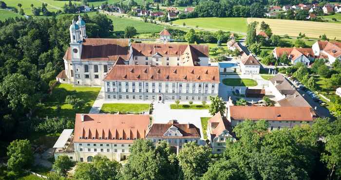 Khác Kloster Holzen Hotel