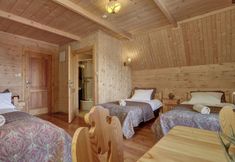 Others 7 Willa U Jadzi