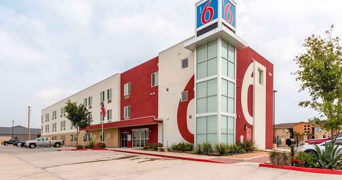 Khác Motel 6 Laredo, TX - Airport